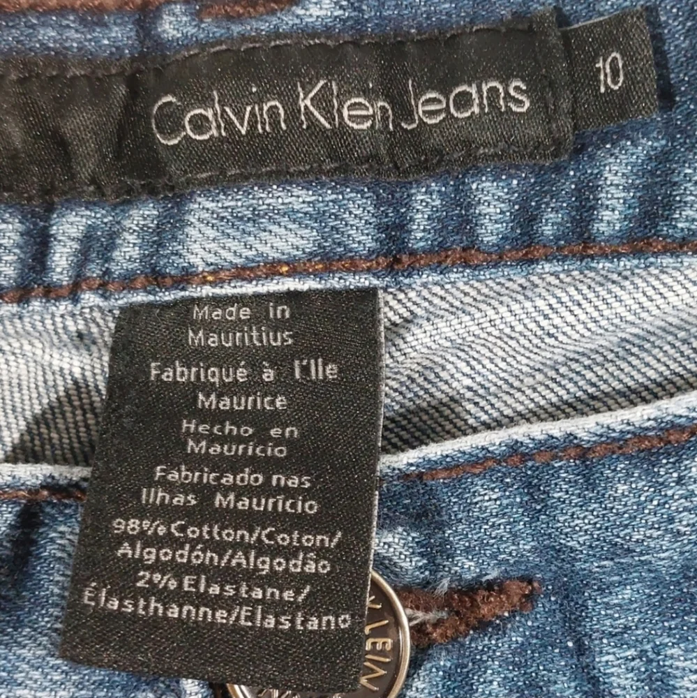 Calvin Klein Jeans Size 10 - Picture 5 of 9